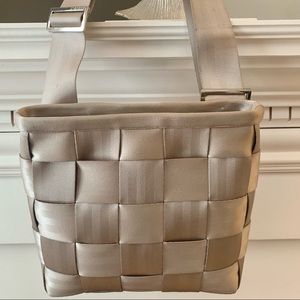 Original Harvey’s seatbelt messenger bag EUC